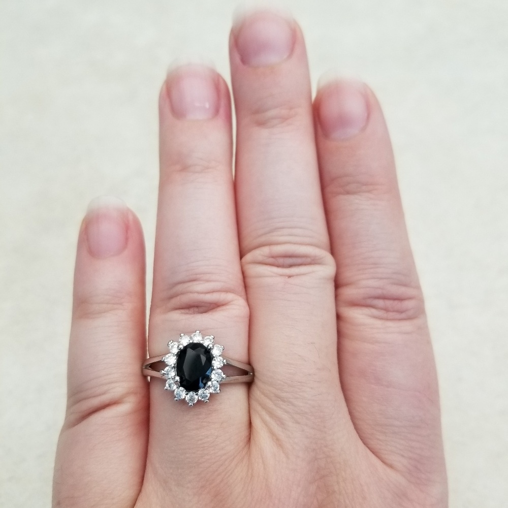 HOST PICK ❤️ 18k White Gold With Black Spinel Ring - Picture 7 of 8